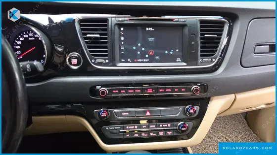 KIA CARNIVAL GASOLINE 9-SEATER HI-LIMOUSINE