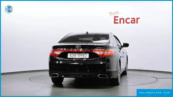 HYUNDAI GRANDEUR HG300 PREMIUM