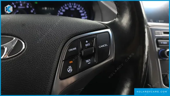 HYUNDAI GRANDEUR HG300 PREMIUM