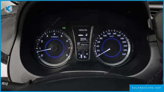 HYUNDAI GRANDEUR HG240 MODERN