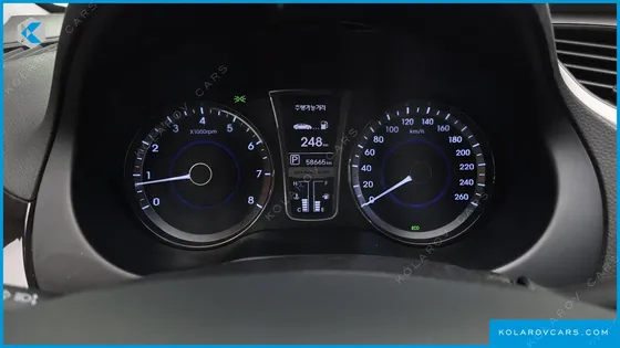 HYUNDAI GRANDEUR HG240 LUXURY