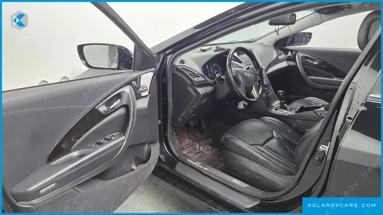 HYUNDAI GRANDEUR HG240 LUXURY