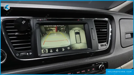 KIA CARNIVAL 9-SEATER NOBLESSE