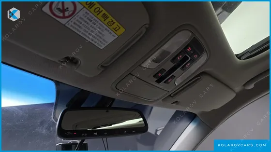 KIA CARNIVAL 9-SEATER NOBLESSE
