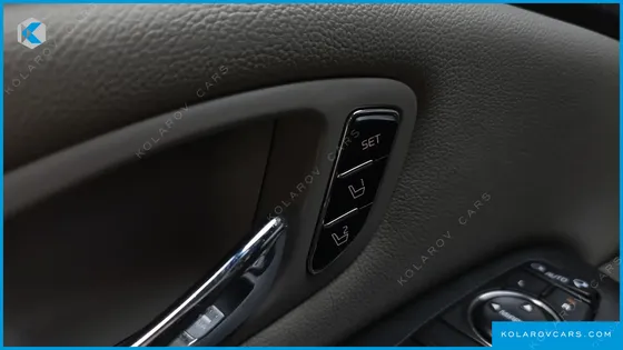 KIA CARNIVAL 9-SEATER NOBLESSE