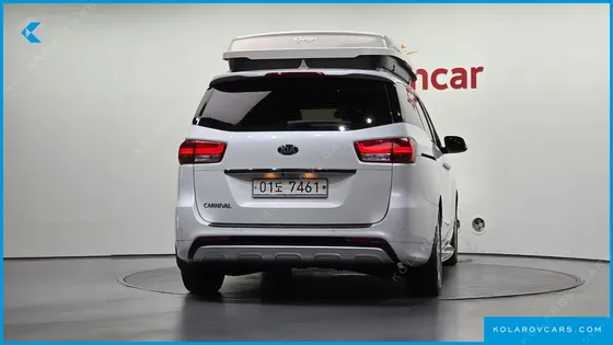 KIA CARNIVAL 9-SEATER PRESTIGE