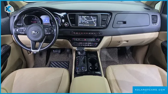 KIA CARNIVAL 9-SEATER PRESTIGE