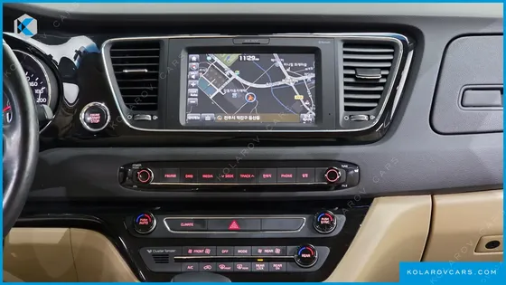 KIA CARNIVAL 9-SEATER PRESTIGE