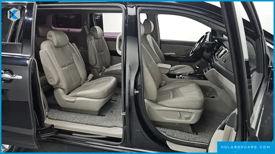 KIA CARNIVAL 9-SEATER NOBLESSE