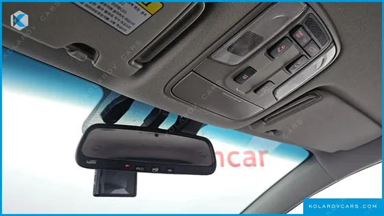 KIA CARNIVAL 9-SEATER NOBLESSE