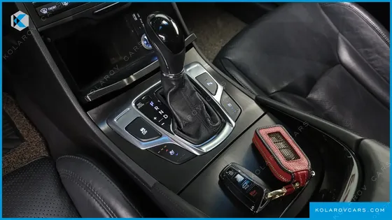 HYUNDAI GRANDEUR HG300 PREMIUM