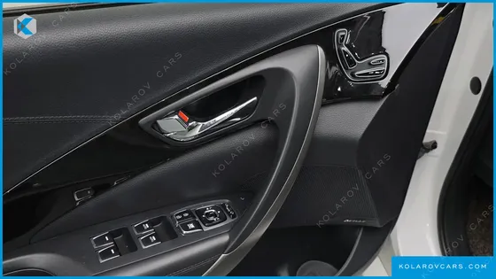 HYUNDAI GRANDEUR HG300 PREMIUM