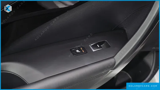 HYUNDAI GRANDEUR HG300 PREMIUM