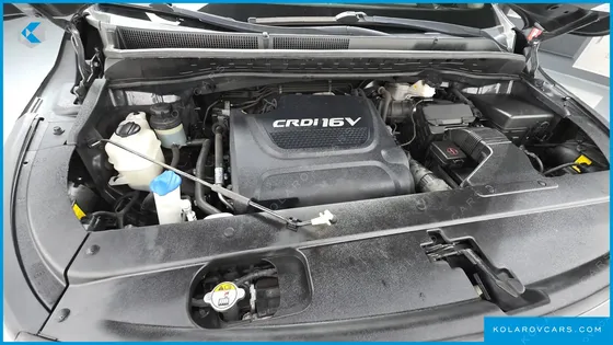 KIA CARNIVAL 9-SEATER PRESTIGE