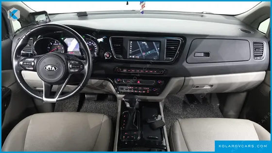 KIA CARNIVAL 9-SEATER PRESTIGE