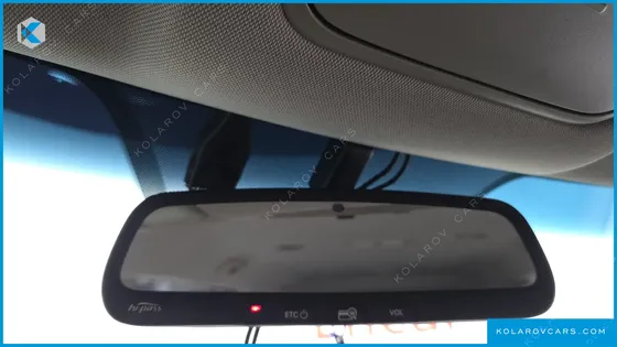 KIA CARNIVAL 9-SEATER PRESTIGE