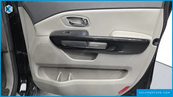 KIA CARNIVAL 9-SEATER PRESTIGE