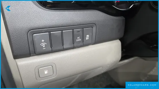 KIA CARNIVAL 9-SEATER PRESTIGE