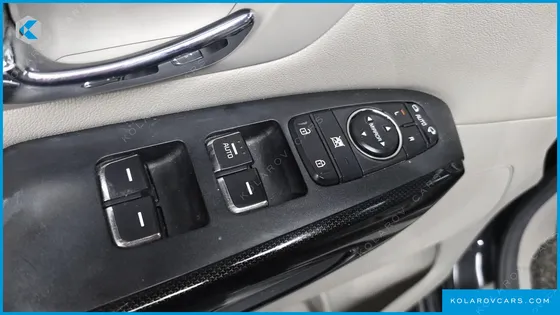 KIA CARNIVAL 9-SEATER PRESTIGE