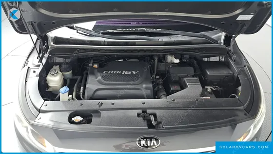 KIA CARNIVAL 11-SEATER NOBLESSE
