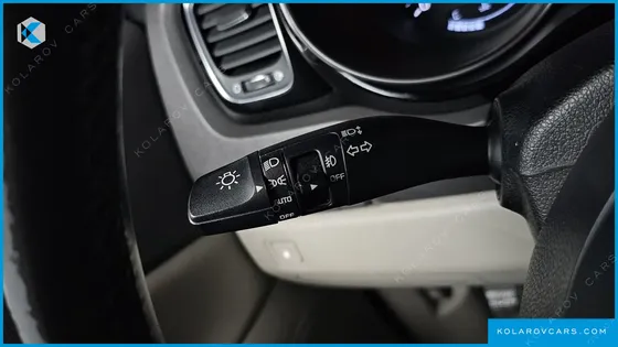 KIA CARNIVAL 11-SEATER NOBLESSE