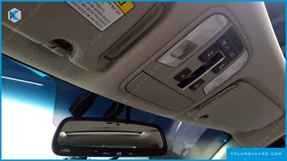 KIA CARNIVAL 9-SEATER PRESTIGE