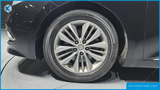 HYUNDAI GRANDEUR HG240 MODERN COLLECTION