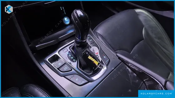 HYUNDAI GRANDEUR HG240 MODERN COLLECTION