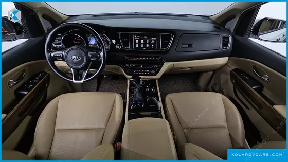 KIA CARNIVAL 9-SEATER HI-LIMOUSINE