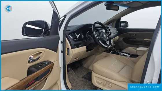 KIA CARNIVAL 9-SEATER HI-LIMOUSINE