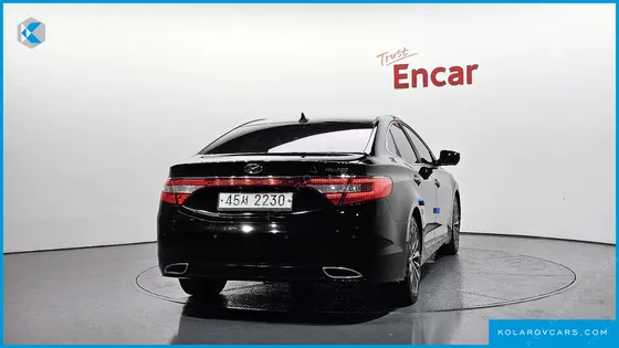 HYUNDAI GRANDEUR HG300 PREMIUM