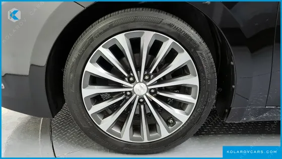 HYUNDAI GRANDEUR HG300 PREMIUM