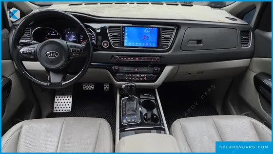KIA CARNIVAL 9-SEATER NOBLESSE