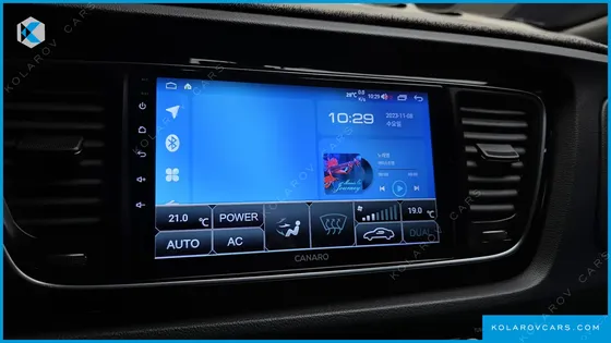 KIA CARNIVAL 9-SEATER NOBLESSE