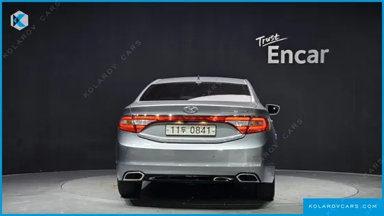 HYUNDAI GRANDEUR HG240 MODERN