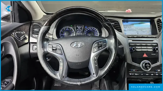HYUNDAI GRANDEUR HG240 MODERN