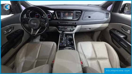KIA CARNIVAL 9-SEATER NOBLESSE
