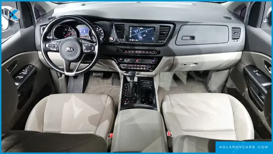 KIA CARNIVAL 11-SEATER LUXURY