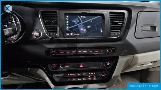 KIA CARNIVAL 11-SEATER LUXURY