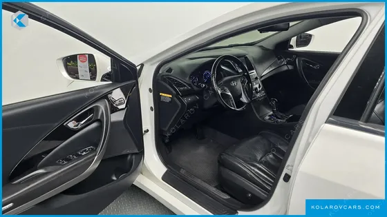 HYUNDAI GRANDEUR HG300 PREMIUM