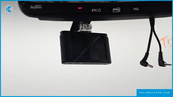 KIA CARNIVAL 7-SEATER LIMOUSINE