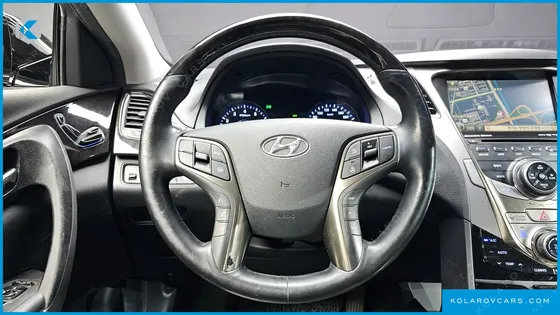 HYUNDAI GRANDEUR HG300 NOBLE
