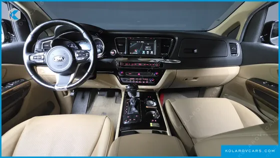 KIA CARNIVAL 9-SEATER HI-LIMOUSINE