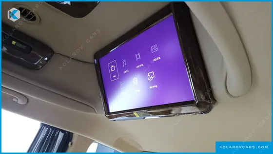 KIA CARNIVAL 9-SEATER HI-LIMOUSINE