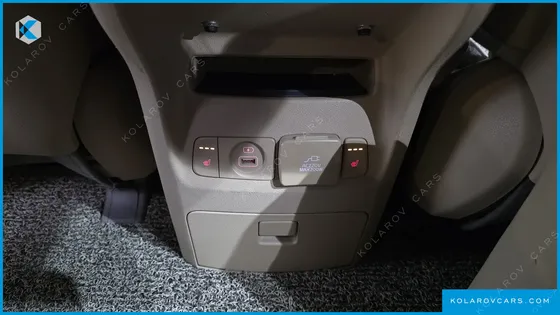 KIA CARNIVAL GASOLINE 9-SEATER LIMOUSINE(SPECIAL VEHICLE)