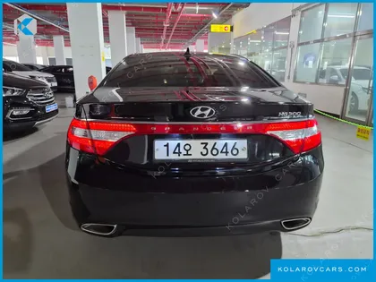 HYUNDAI GRANDEUR HG240 MODERN