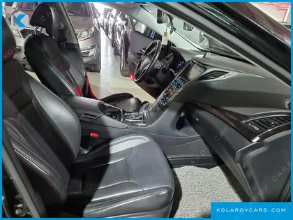HYUNDAI GRANDEUR HG240 MODERN