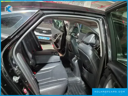 HYUNDAI GRANDEUR HG240 MODERN