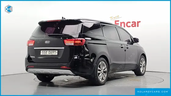 KIA CARNIVAL 9-SEATER PRESTIGE