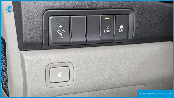 KIA CARNIVAL 9-SEATER PRESTIGE